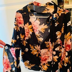 Stitch fix top, size 4, EUC